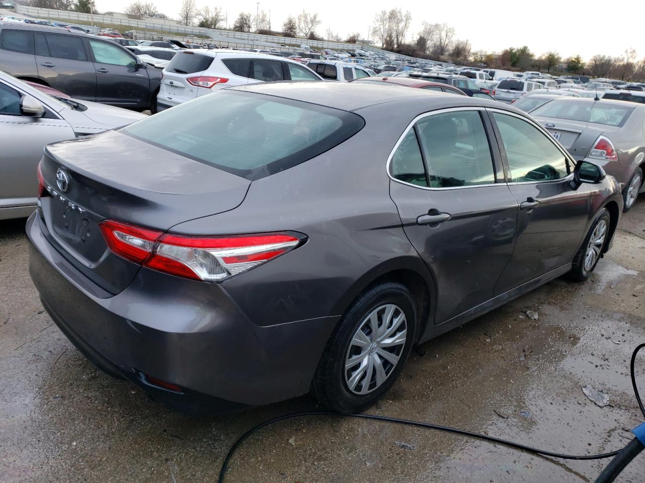 2018 Toyota Camry L VIN: 4T1B11HK7JU532837 Lot: 82198343