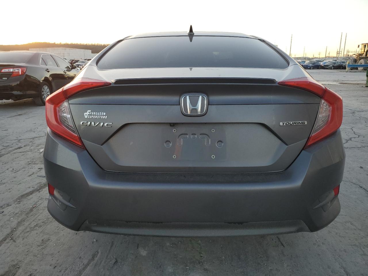 JHMFC1F95JX034617 2018 Honda Civic Touring