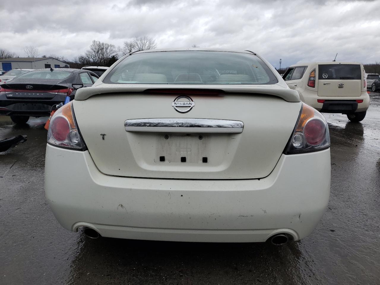 2009 Nissan Altima - Image 6