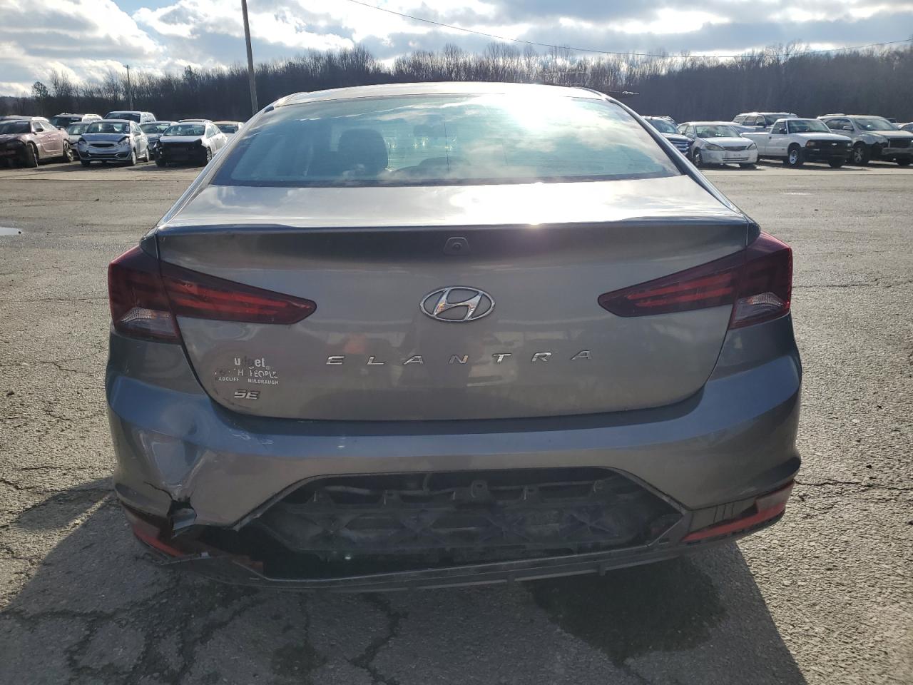 5NPD74LF9KH445315 2019 Hyundai Elantra Se