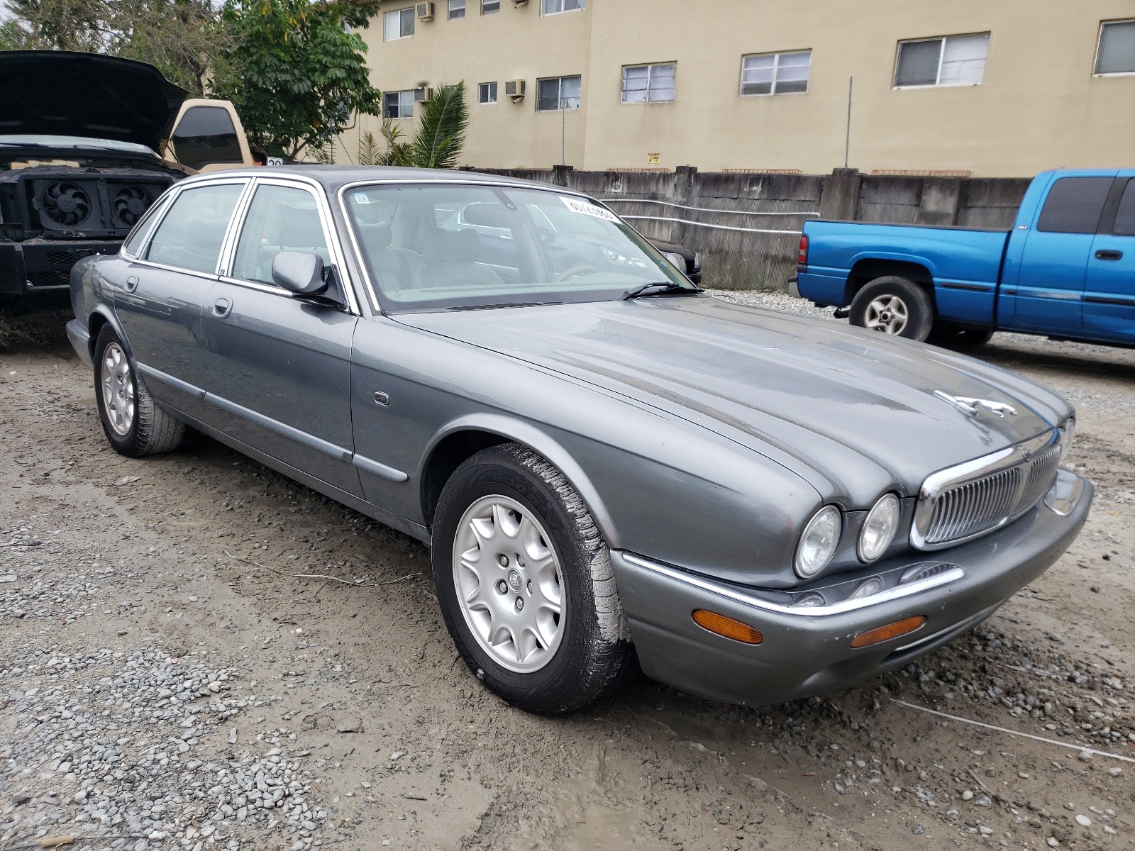 SAJDA14C63LF56958 2003 Jaguar Xj8