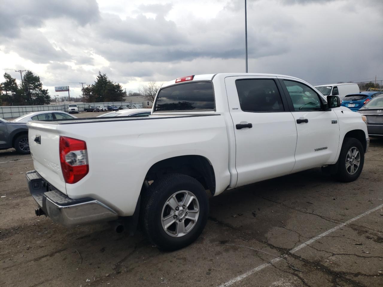 5TFDY5F19FX423652 2015 Toyota Tundra Crewmax Sr5