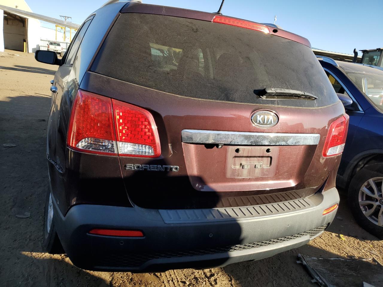 2012 Kia Sorento Base VIN: 5XYKTCA6XCG225867 Lot: 81736733