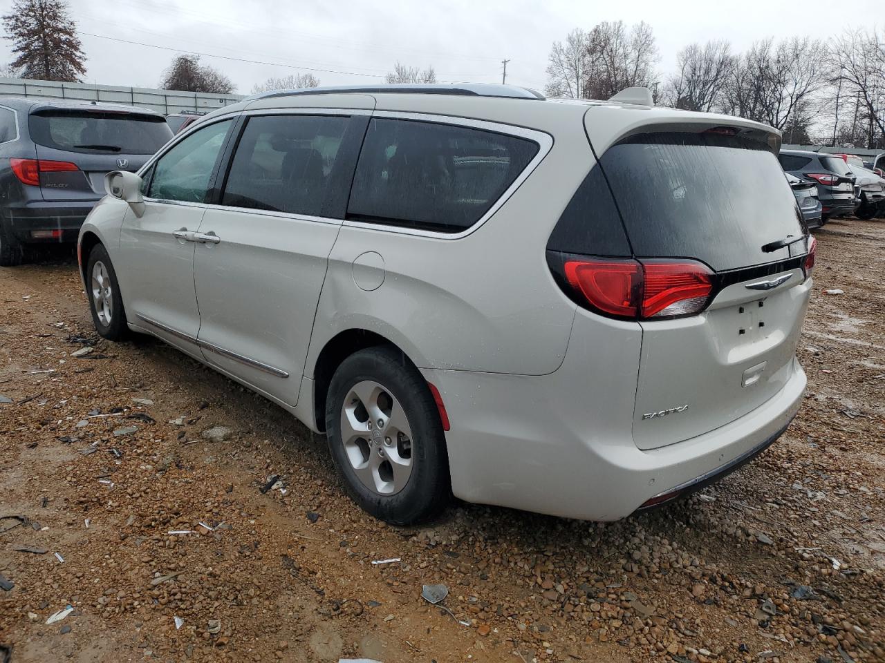 2017 Chrysler Pacifica Touring L Plus VIN: 2C4RC1EG6HR703534 Lot: 81760833