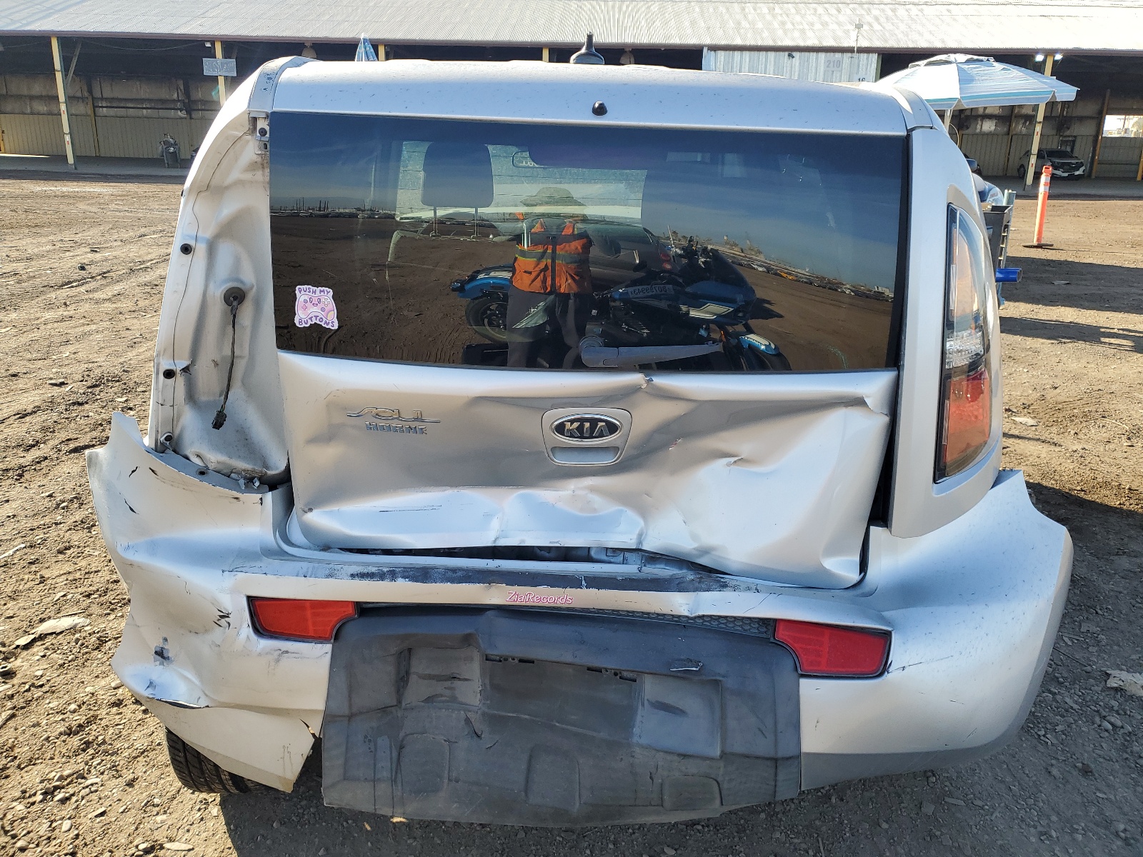 KNDJT2A2XB7707673 2011 Kia Soul +