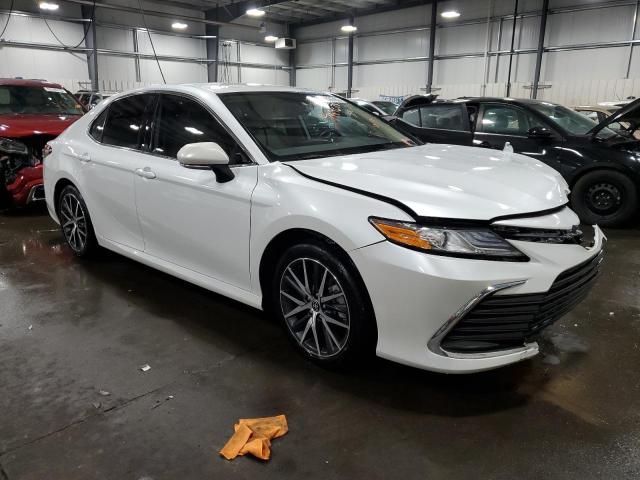  TOYOTA CAMRY 2022 Biały