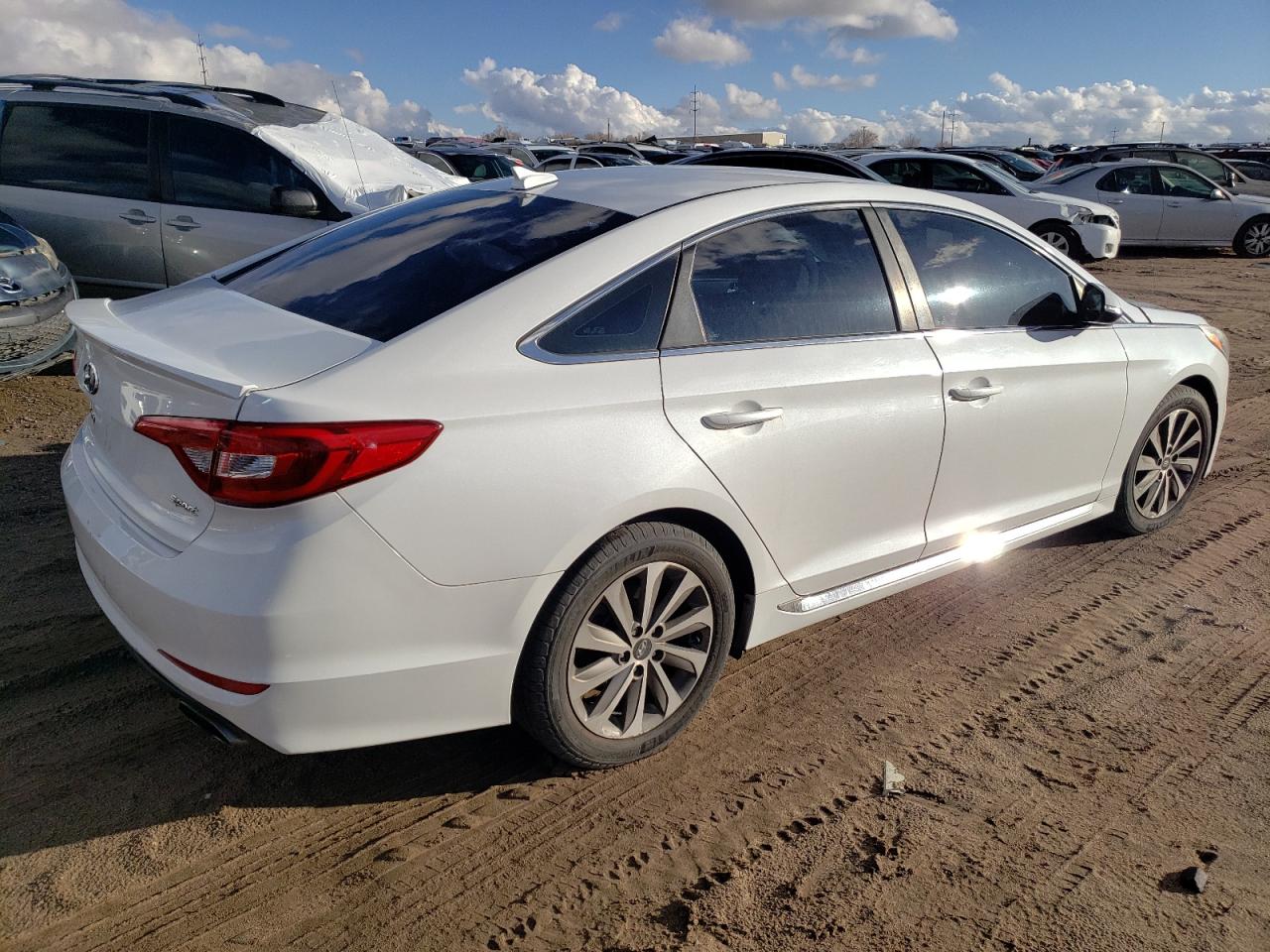 2015 Hyundai Sonata Sport VIN: 5NPE34AF9FH030326 Lot: 79678783