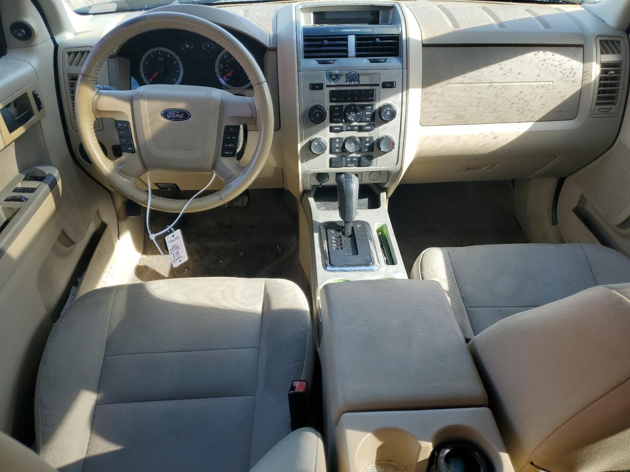 2010 Ford Escape Xlt VIN: 1FMCU0D77AKC71275 Lot: 82535203