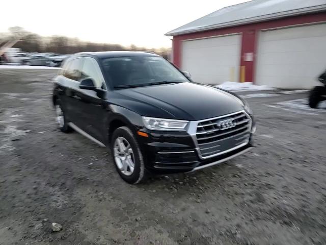  AUDI Q5 2019 Чорний