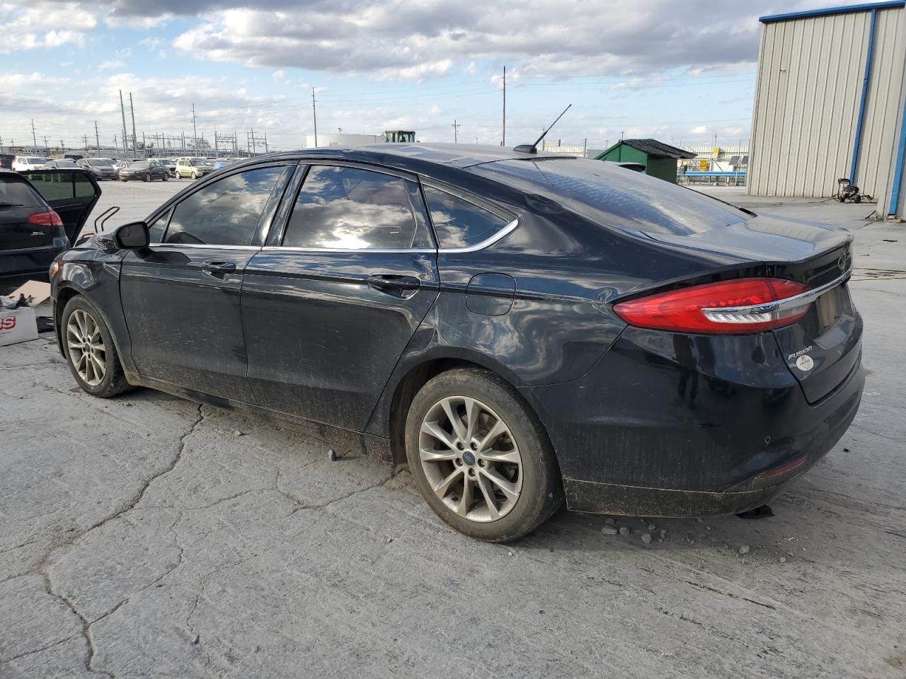 3FA6P0HD5HR309283 2017 Ford Fusion Se