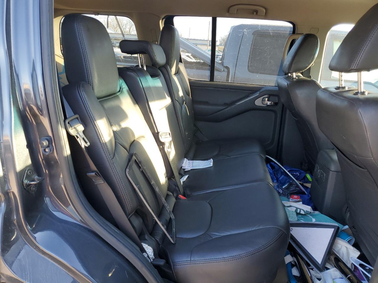 2012 Nissan Pathfinder - Image 10
