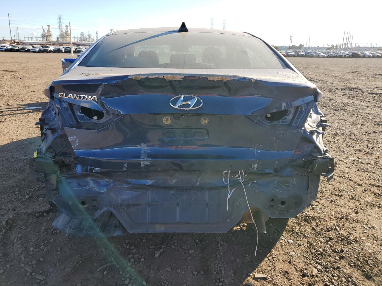 5NPD84LF1JH238901 2018 Hyundai Elantra Sel