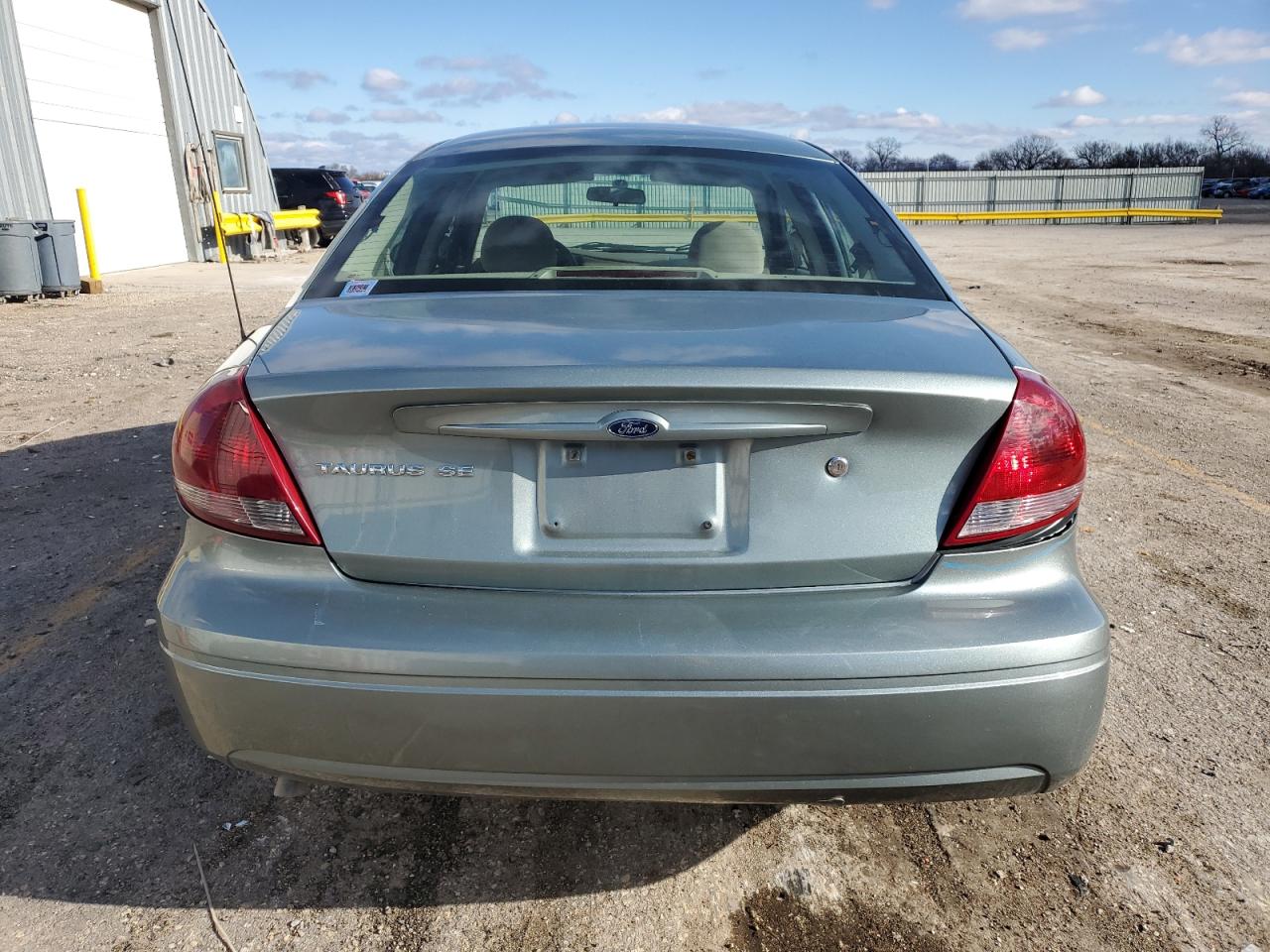 2007 Ford Taurus Se VIN: 1FAFP53U57A174836 Lot: 55257244