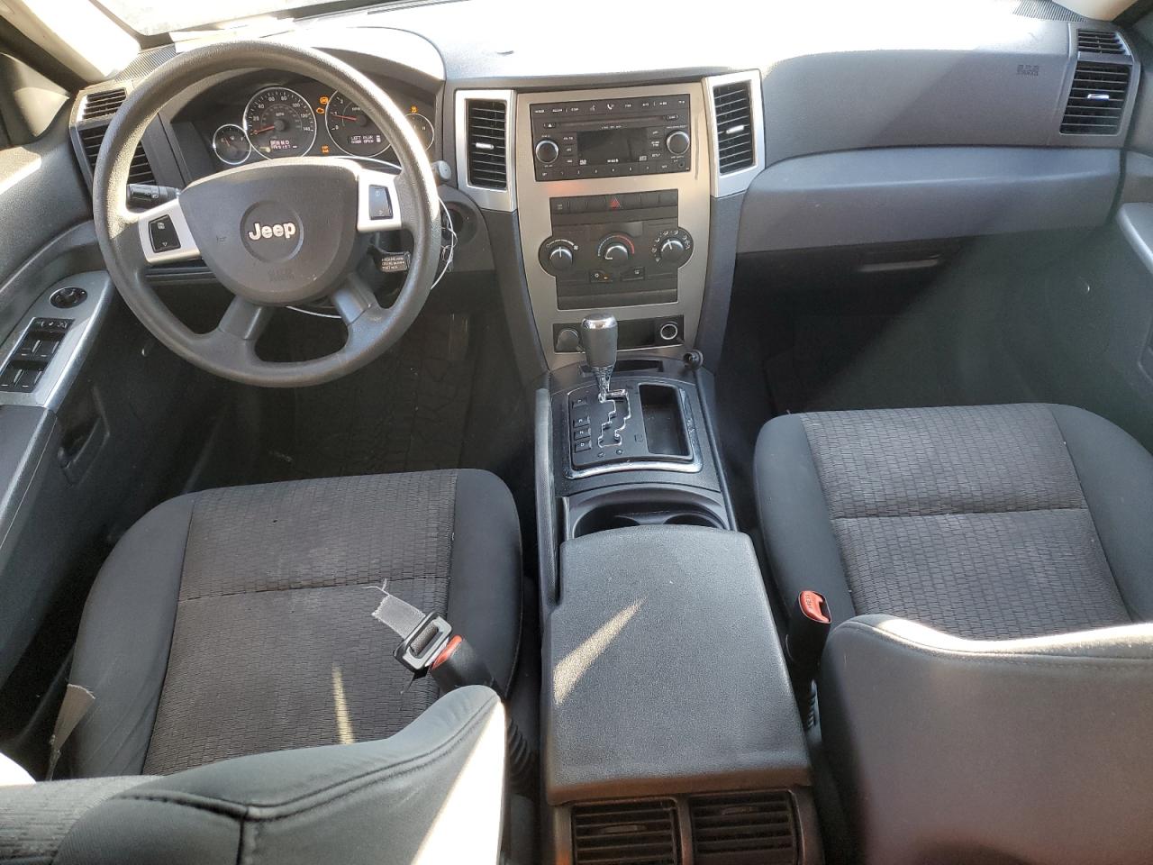 2008 Jeep Grand Cherokee Laredo VIN: 1J8GR48K68C147802 Lot: 79683593