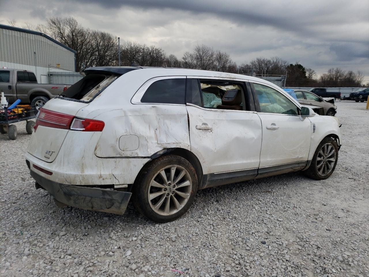 2010 Lincoln Mkt VIN: 2LMHJ5AT0ABJ14554 Lot: 81548863