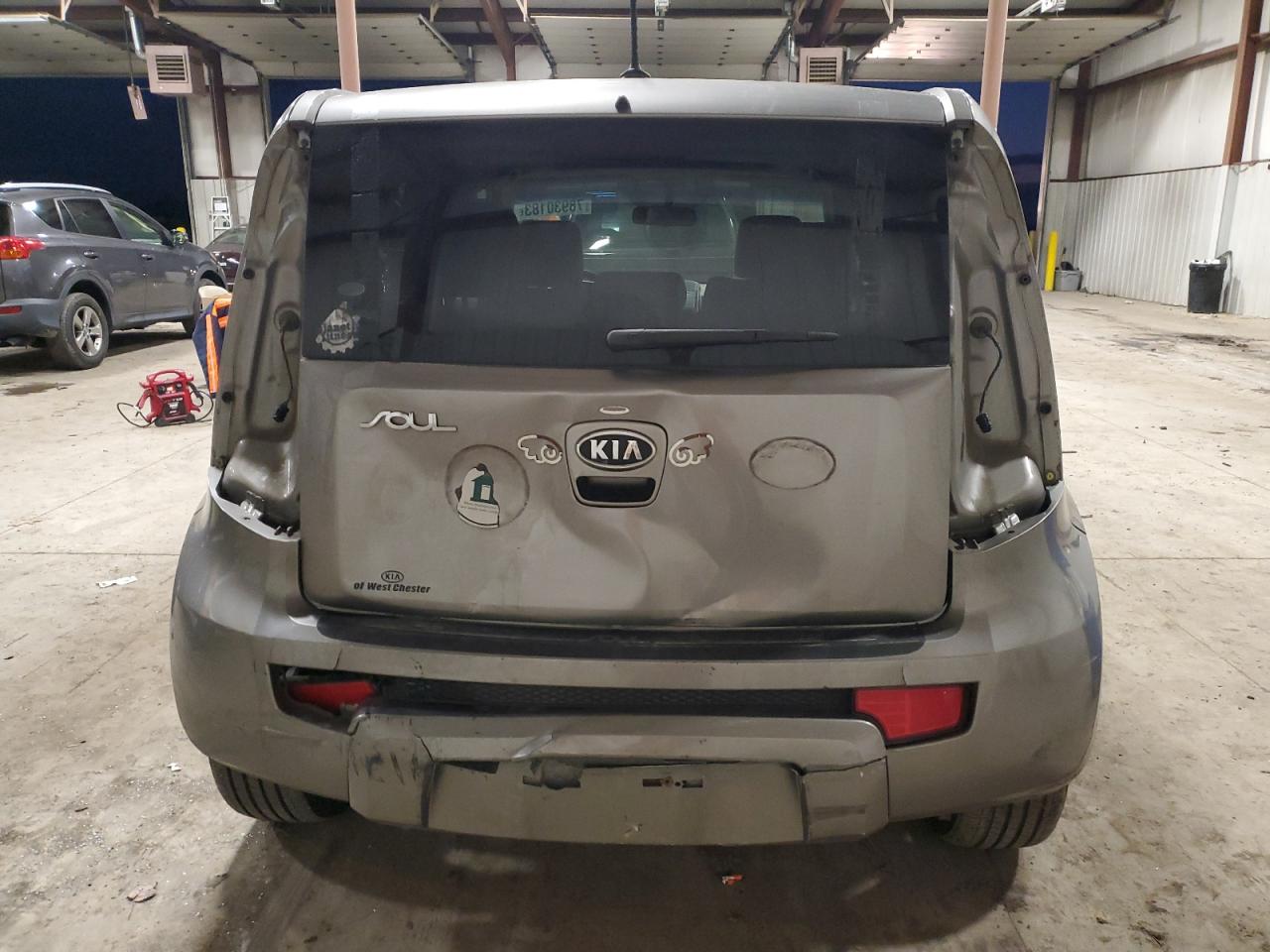 2011 Kia Soul + VIN: KNDJT2A20B7255748 Lot: 59961864