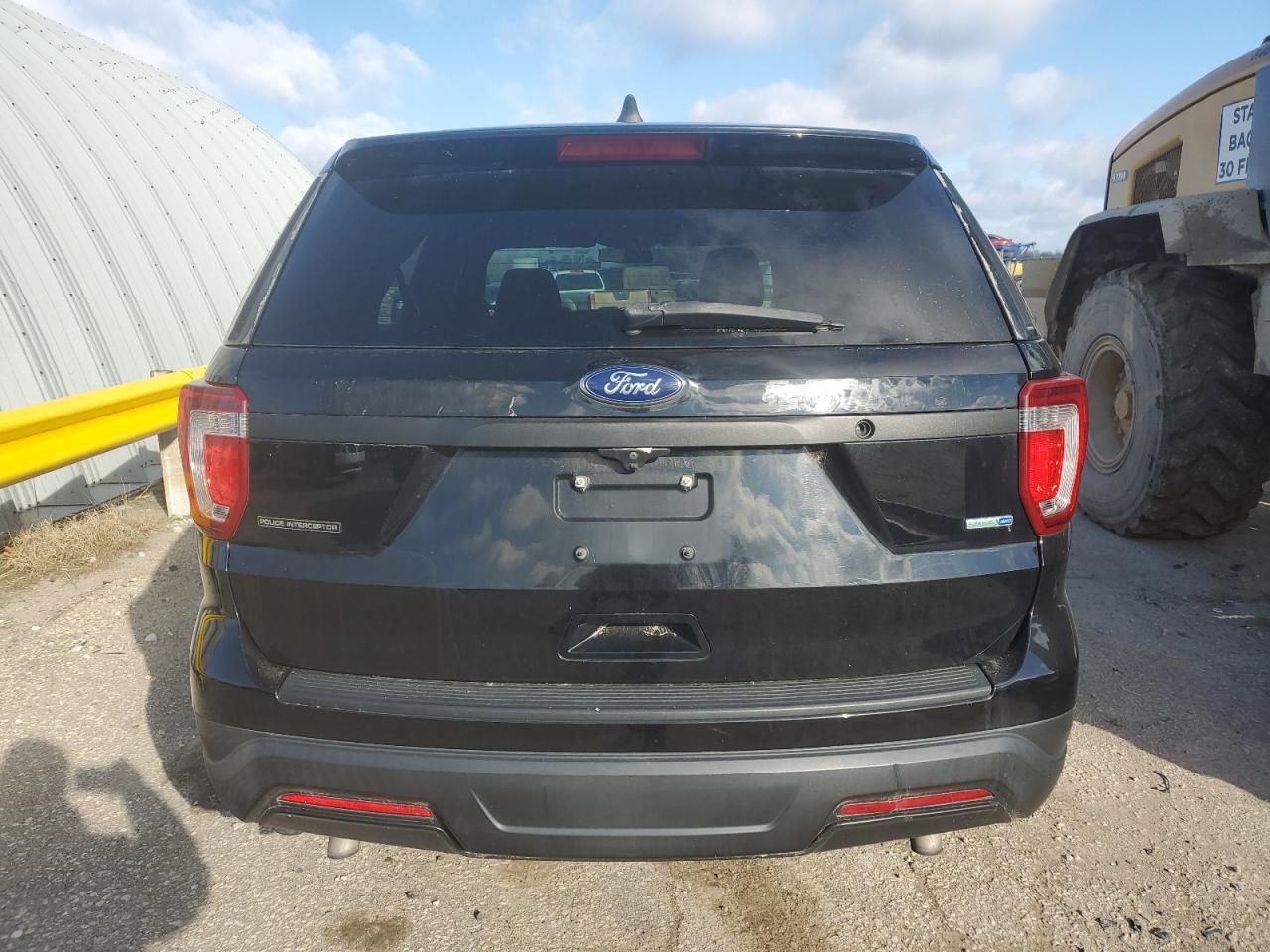 1FM5K8ARXKGA17437 2019 Ford Explorer Police Interceptor