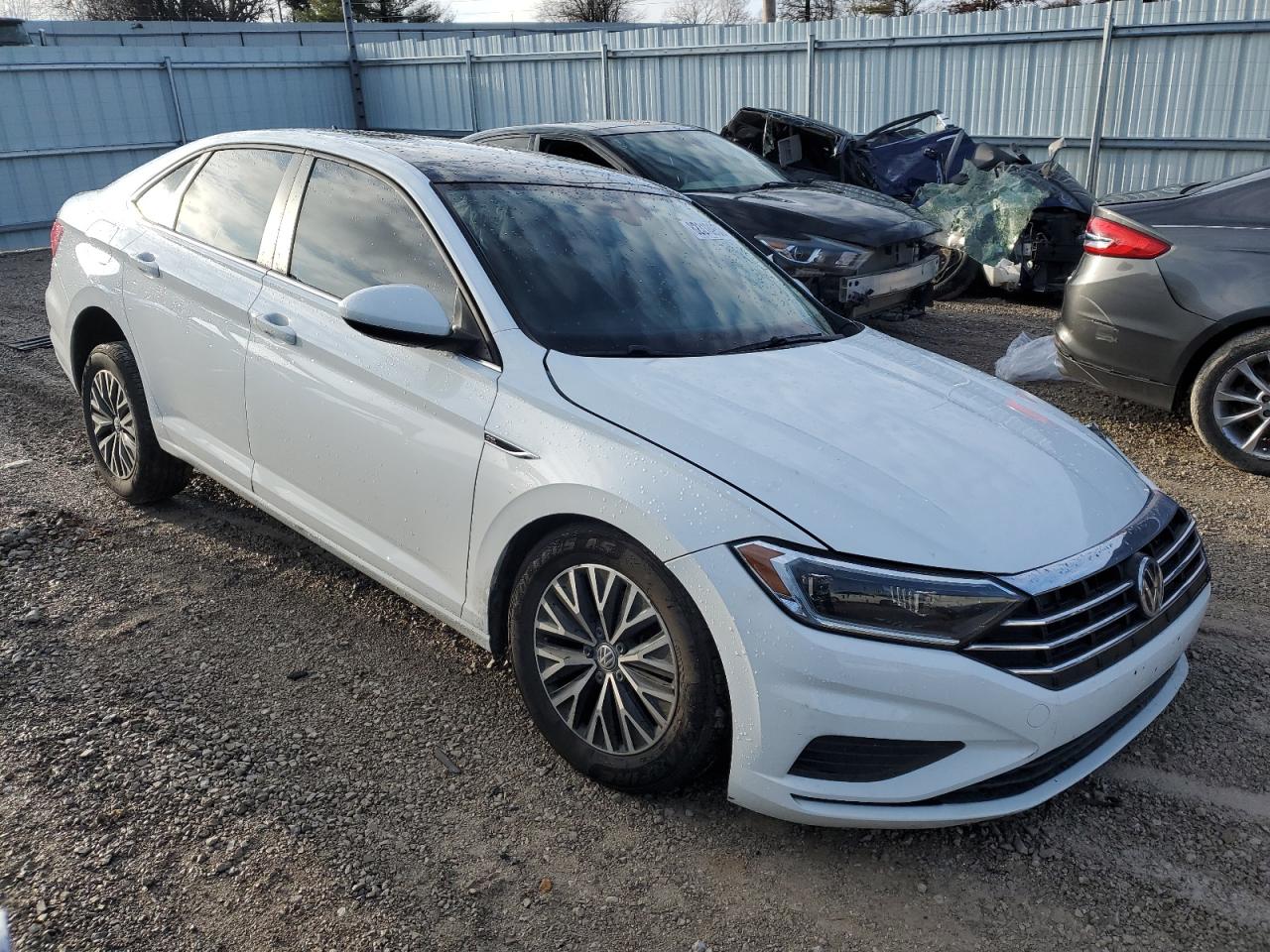 2019 Volkswagen Jetta Sel VIN: 3VWE57BU5KM230078 Lot: 82318953