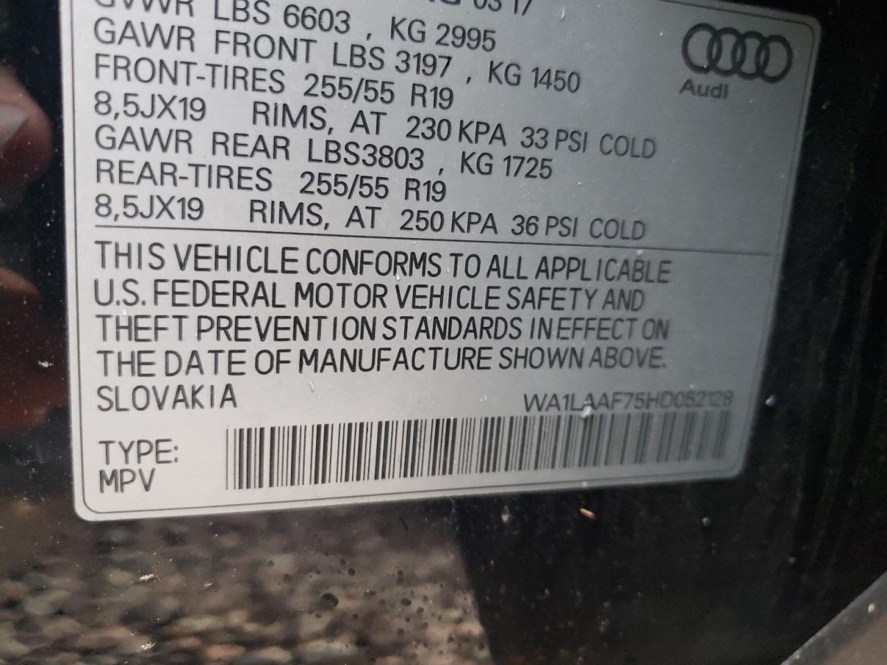 WA1LAAF75HD052128 2017 AUDI Q7 - Image 13