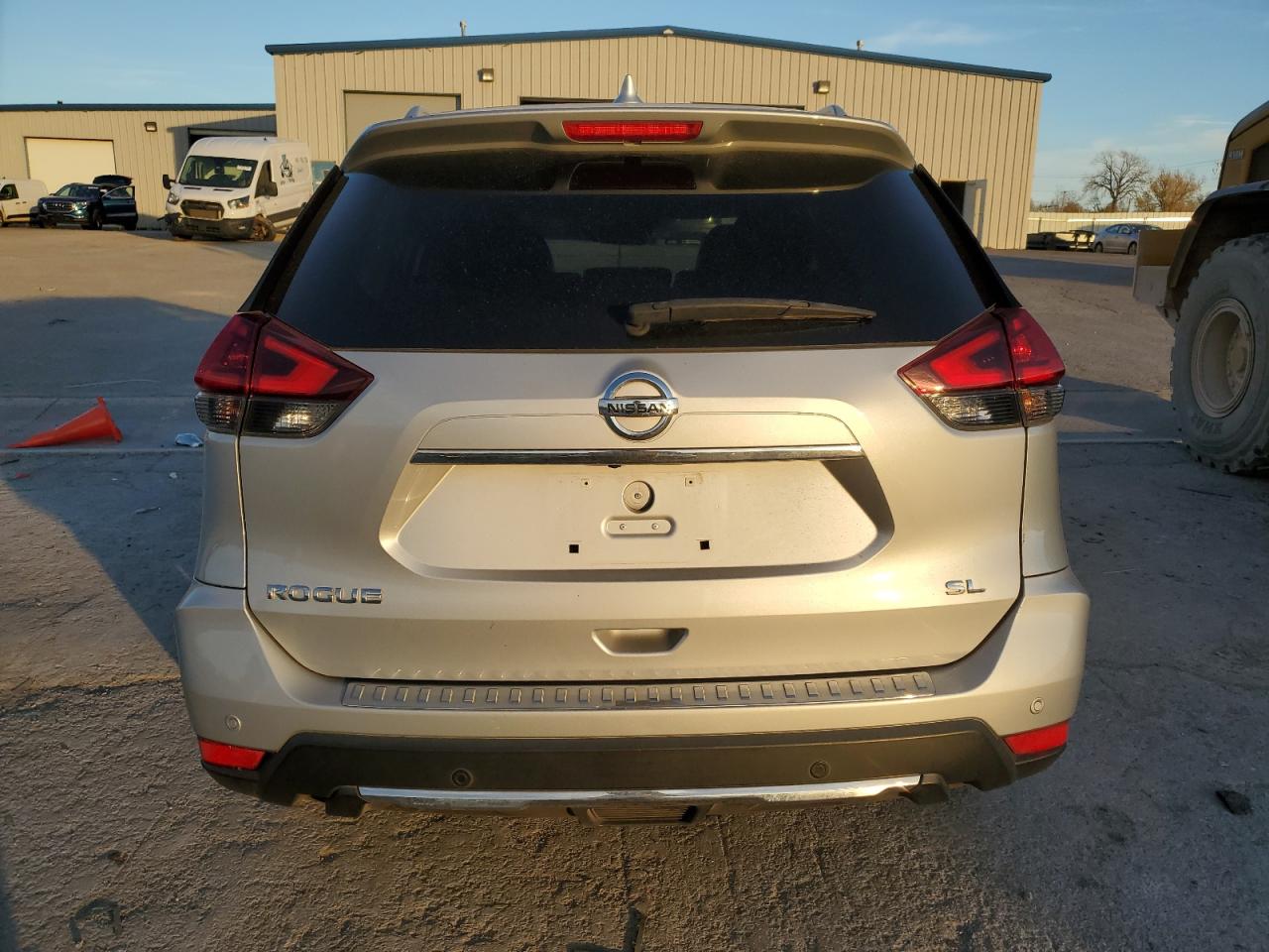 2020 Nissan Rogue S VIN: 5N1AT2MT3LC735498 Lot: 79768653