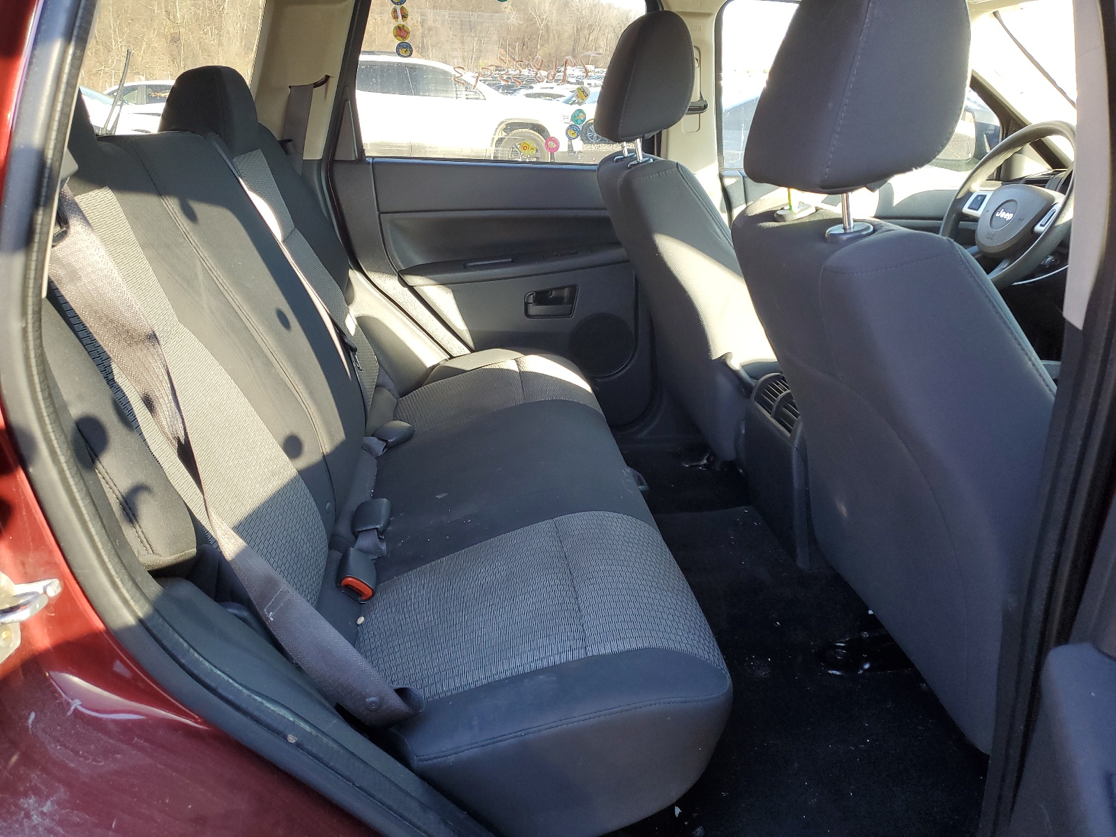 1J8GR48K68C147802 2008 Jeep Grand Cherokee Laredo