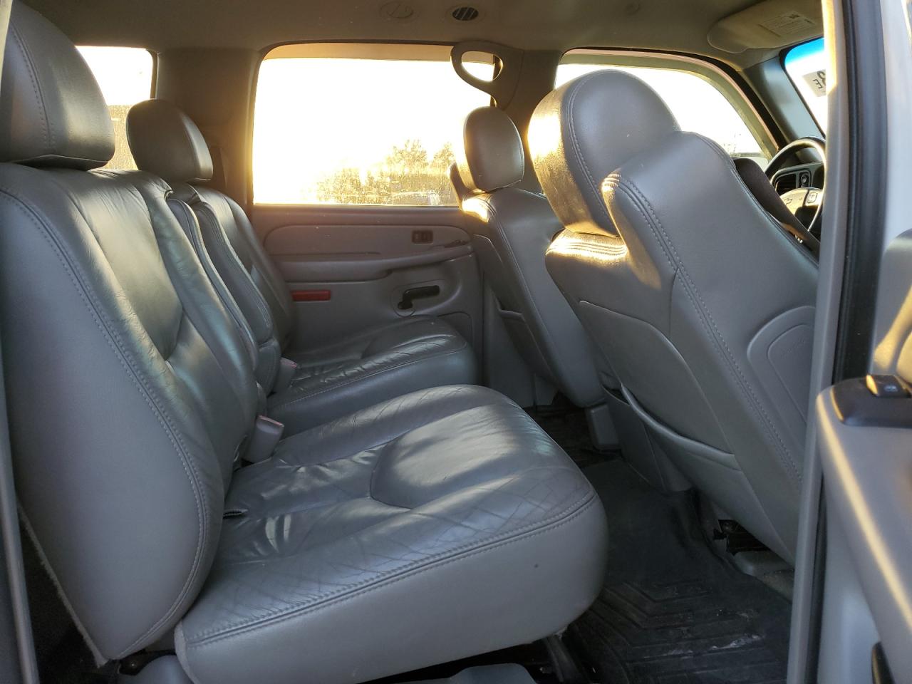 2004 Chevrolet Suburban K1500 VIN: 3GNFK16Z64G155631 Lot: 80996683