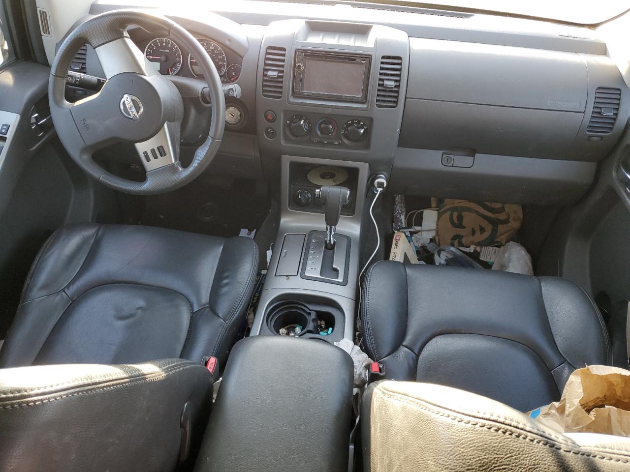 2012 Nissan Pathfinder - Image 8