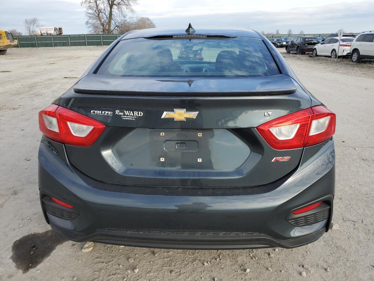 2017 Chevrolet Cruze - Image 6