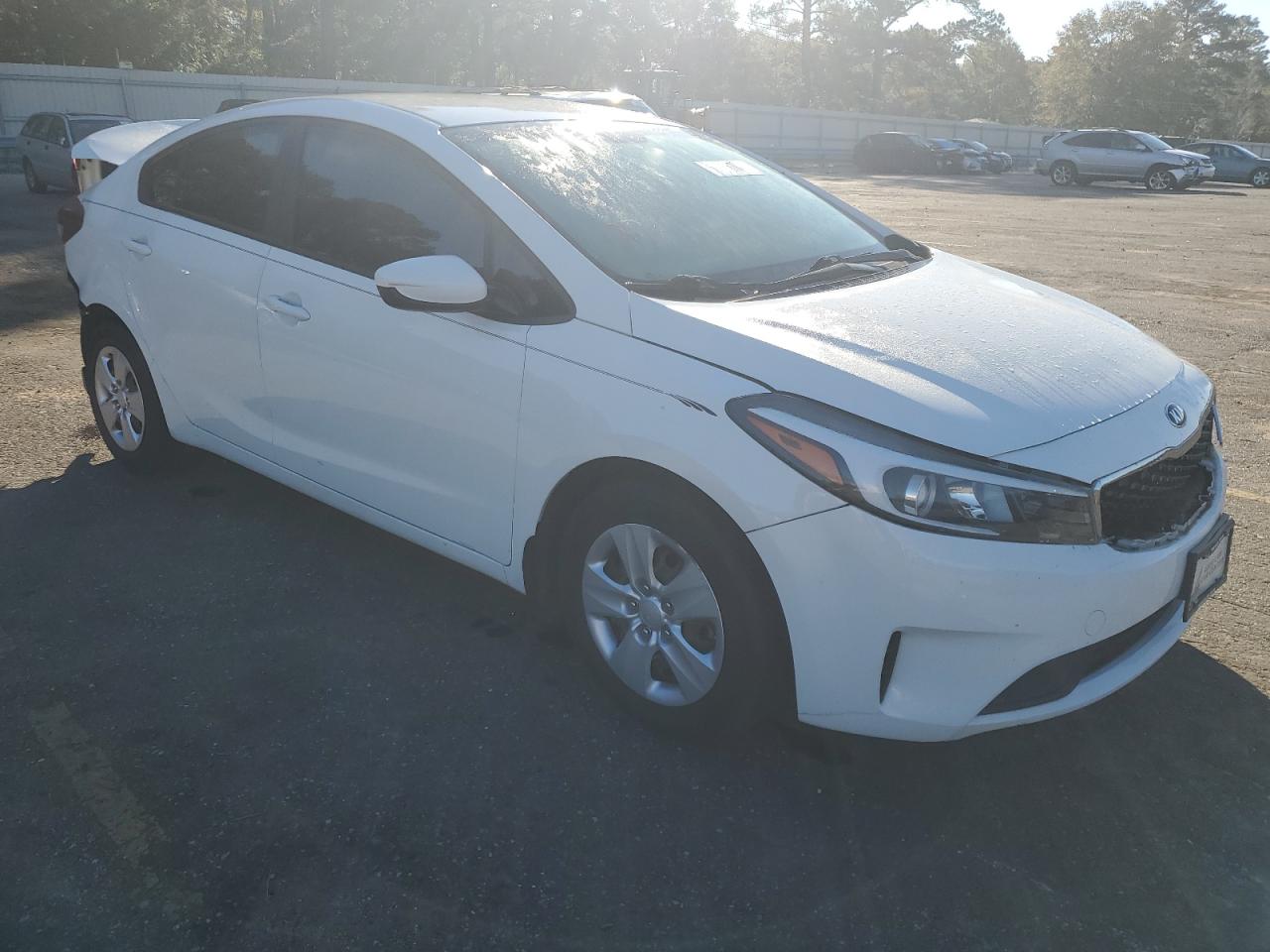 2018 Kia Forte Lx VIN: 3KPFK4A72JE233667 Lot: 79931033