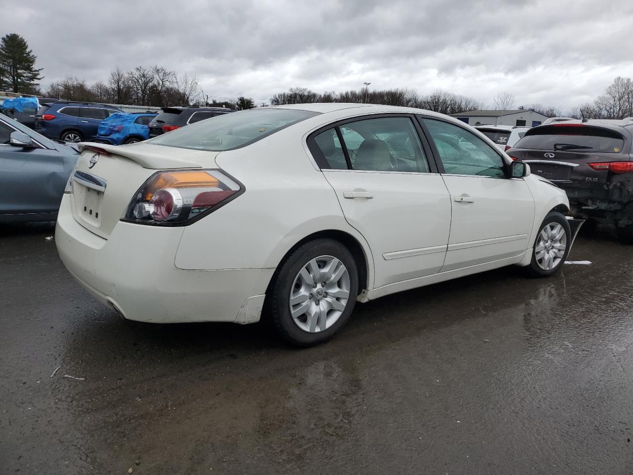 2009 Nissan Altima - Image 3