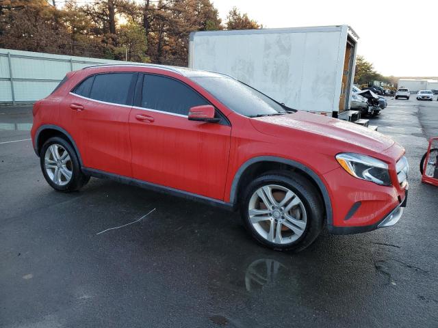  MERCEDES-BENZ GLA-CLASS 2016 Красный