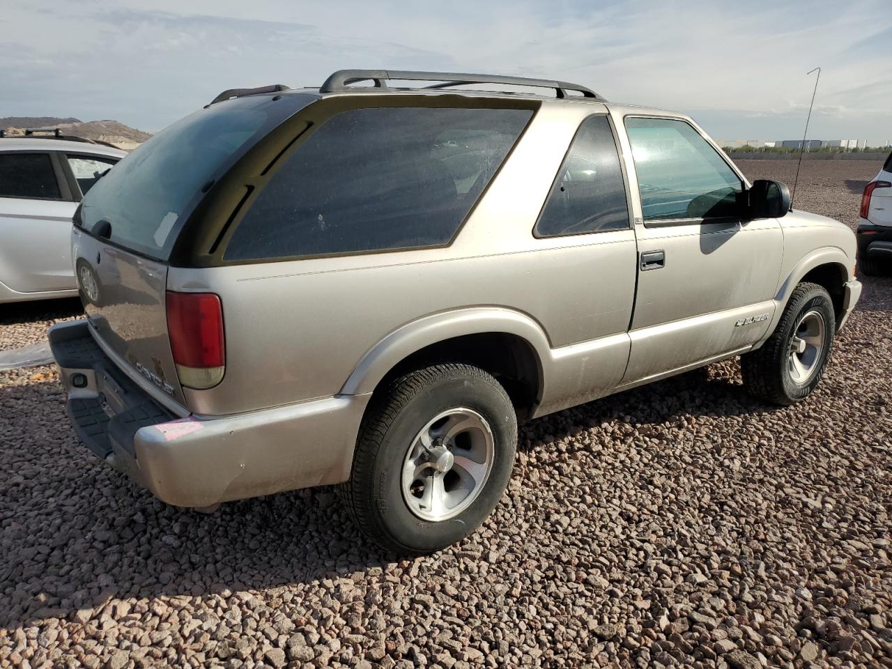 2002 Chevrolet Blazer VIN: 1GNCS18W02K152400 Lot: 80880373