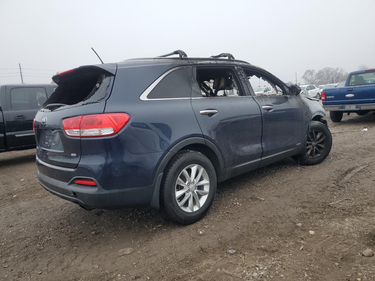 2016 Kia Sorento - Image 3