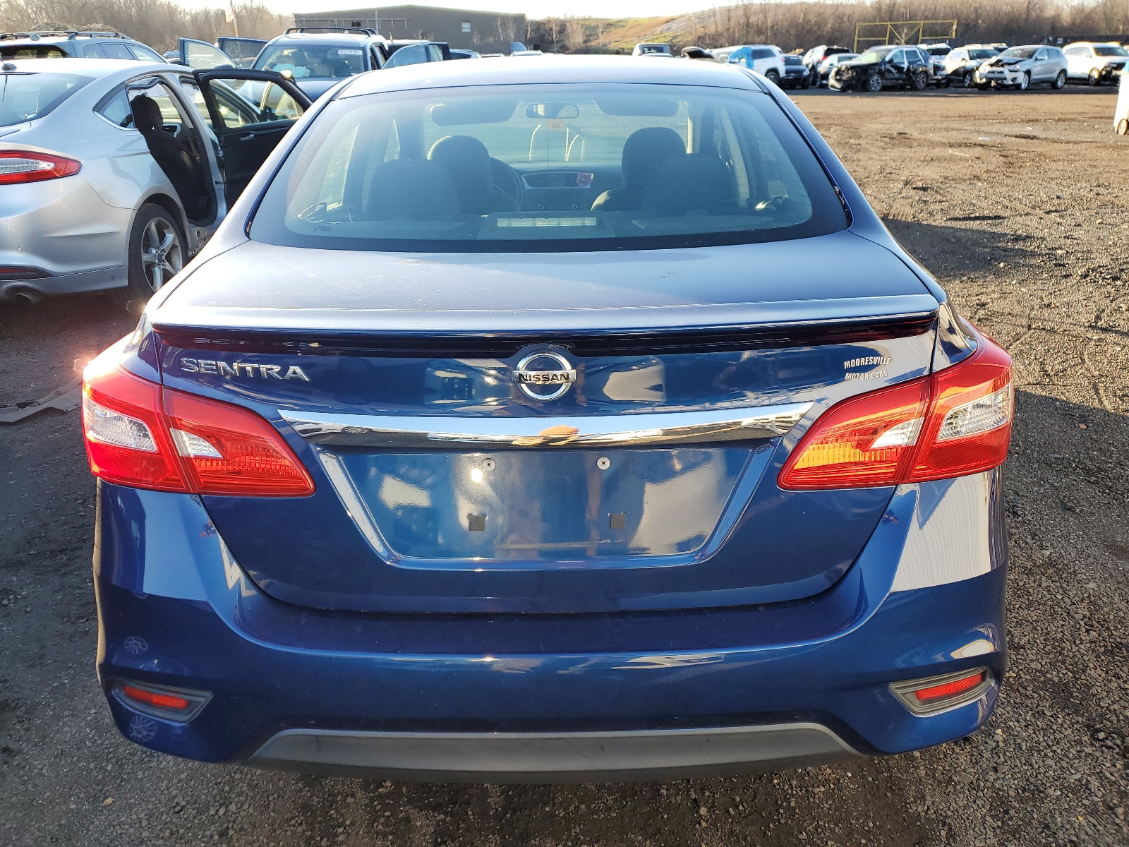 2017 Nissan Sentra S vin: 3N1AB7AP7HY373883