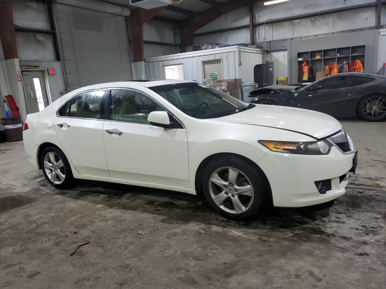 JH4CU2F65AC015388 2010 Acura Tsx 2010 Acura Tsx VIN: JH4CU2F65AC015388 Lot: 82345153