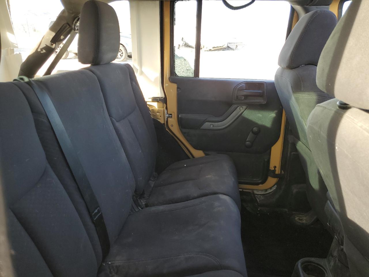2013 Jeep Wrangler - Image 11