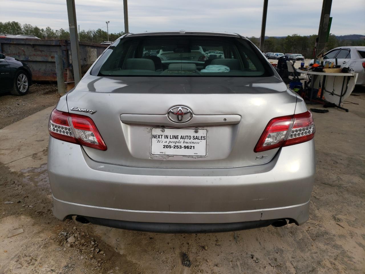 2011 Toyota Camry - Image 6