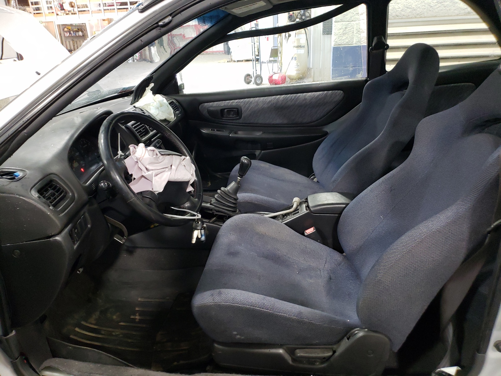 JF1GM6758WG402426 1998 Subaru Impreza Rs