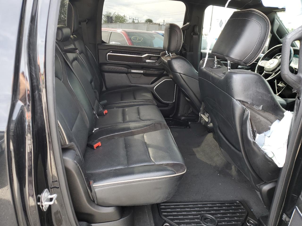 2020 Ram 1500 Laramie VIN: 1C6SRFJT6LN313708 Lot: 81398853