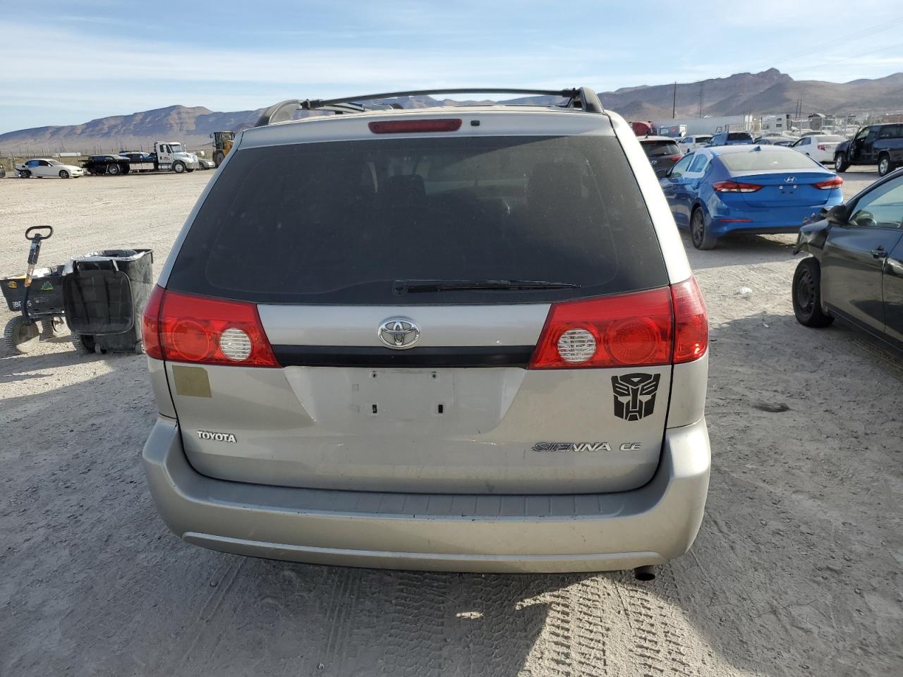 2006 Toyota Sienna - Image 6