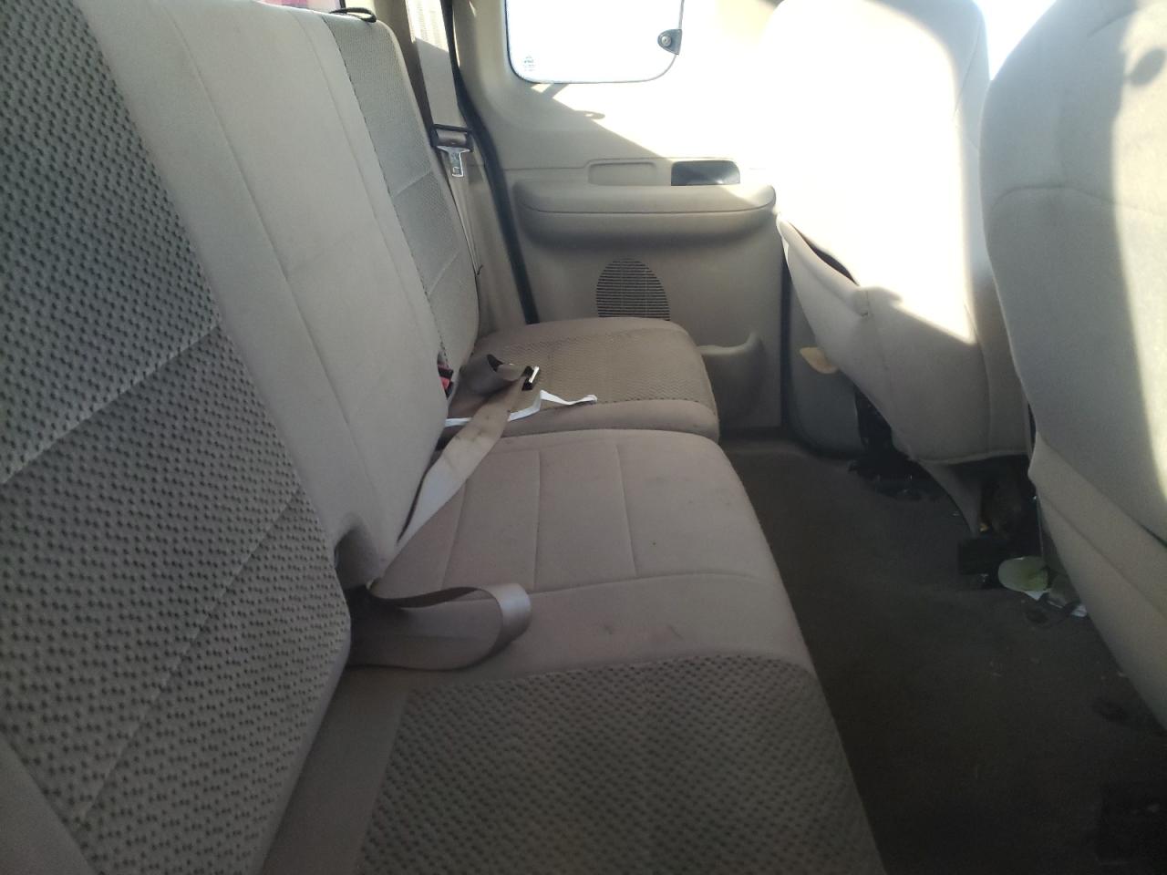 2003 Ford F-150 - Image 10