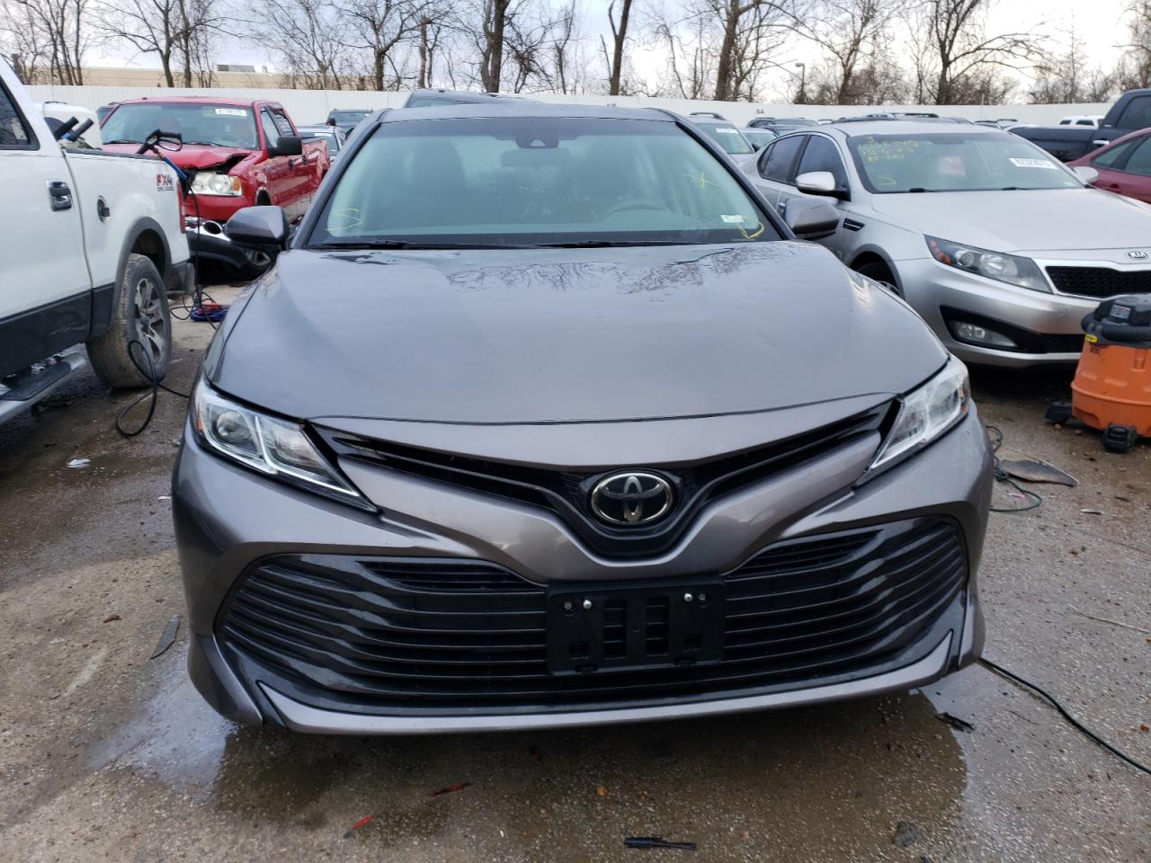 2018 Toyota Camry L VIN: 4T1B11HK7JU532837 Lot: 82198343