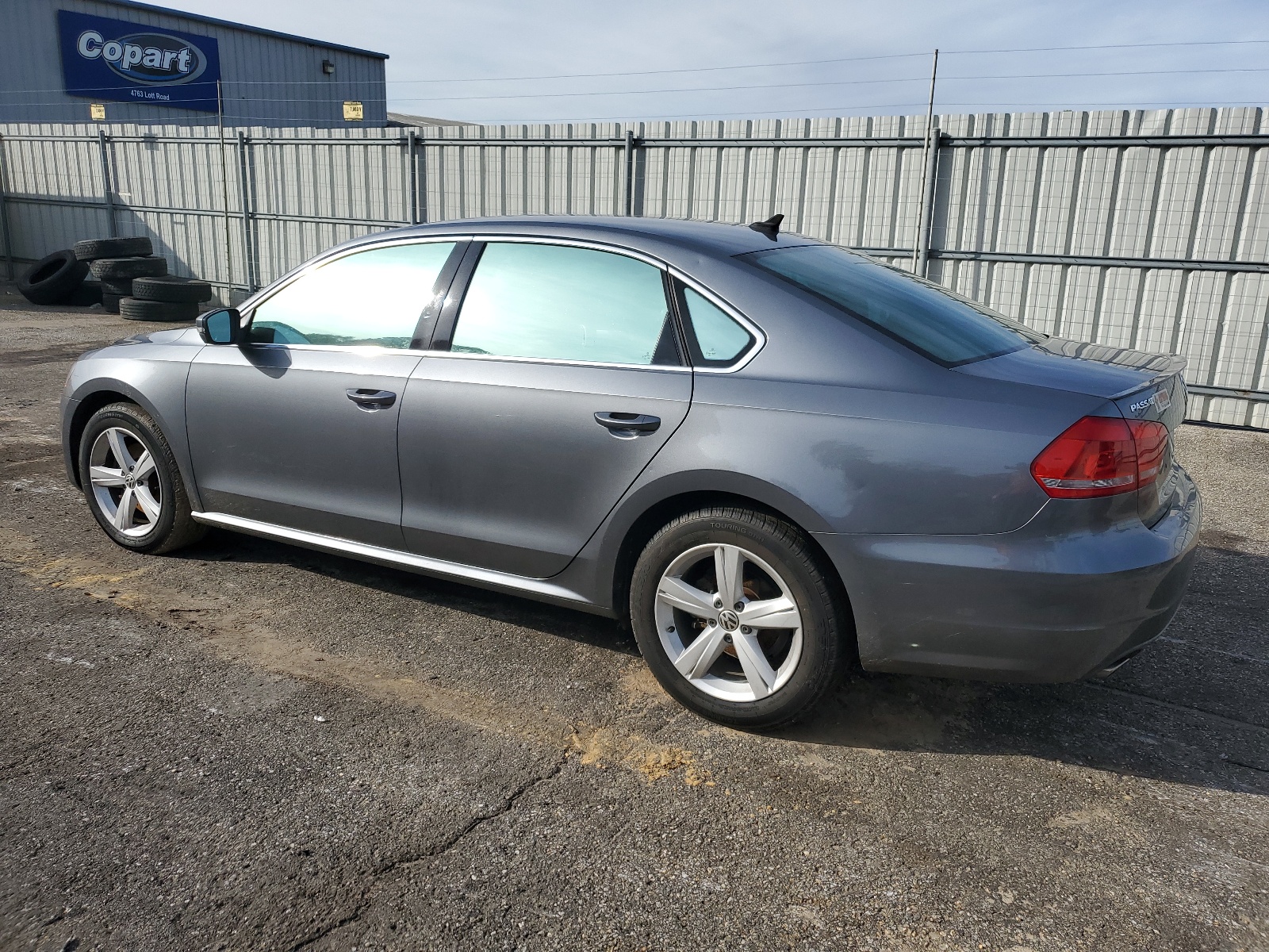 2013 Volkswagen Passat Se vin: 1VWBH7A3XDC030255