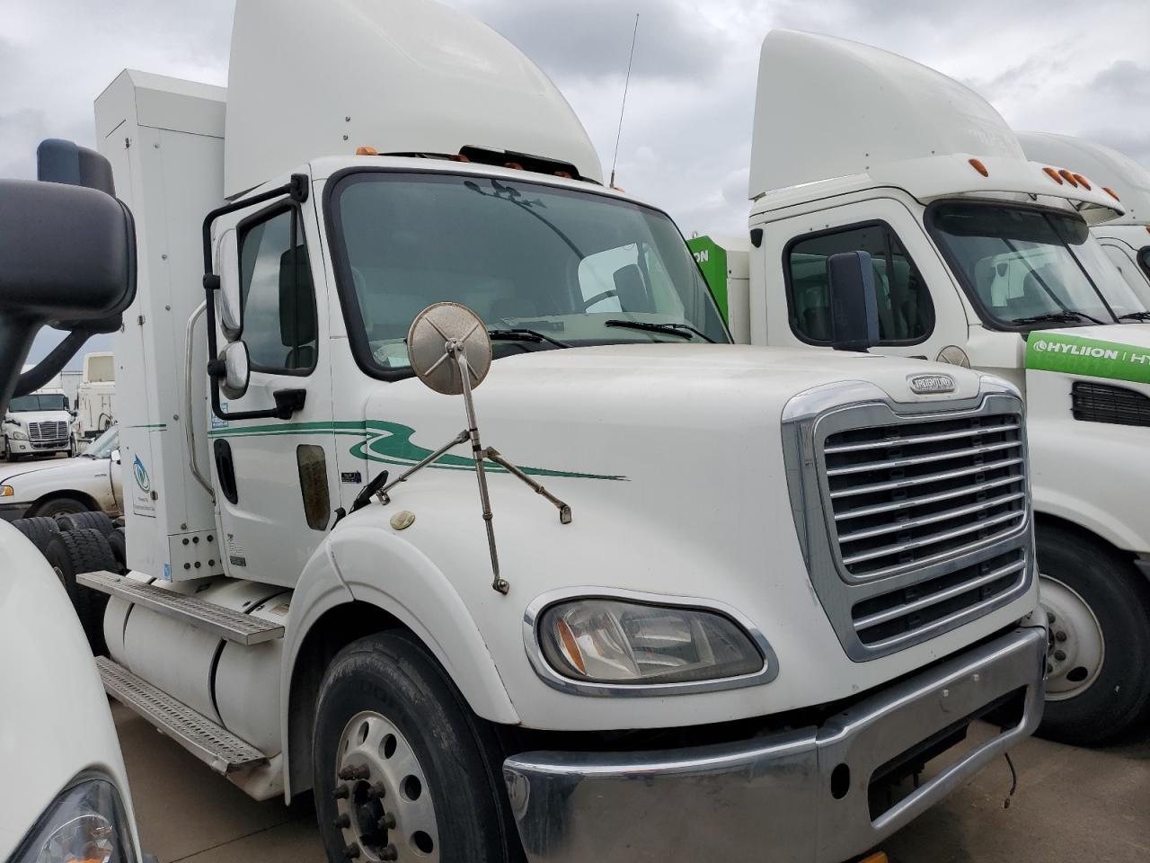 1FUJC5DX6DHFD7003 2013 Freightliner M2 112 Medium Duty