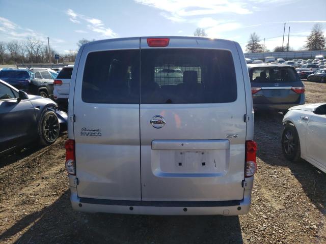  NISSAN NV 2017 Srebrny