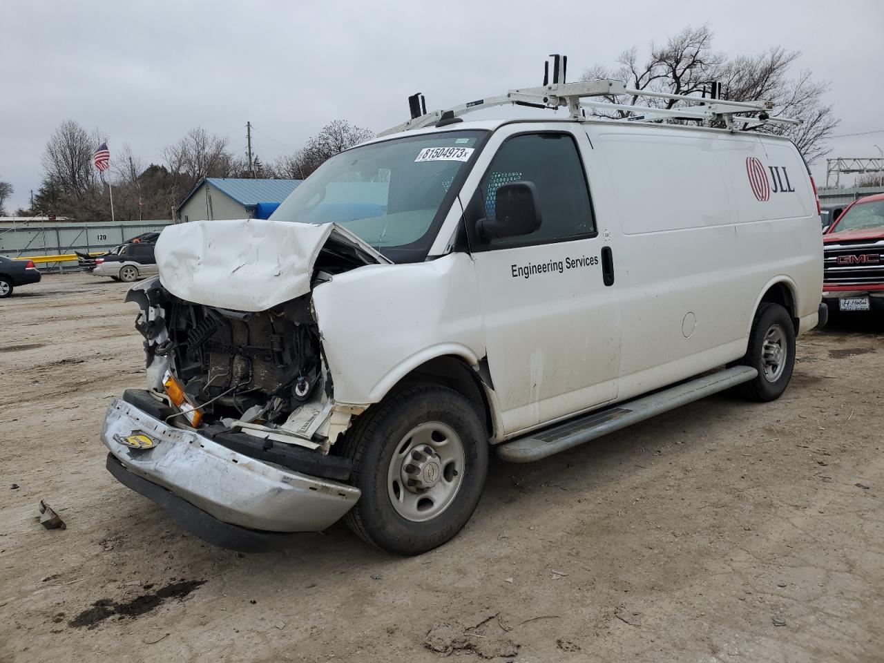 2020 Chevrolet Express G2500 white null flexible 1GCWGAFG8L1271029 photo #1