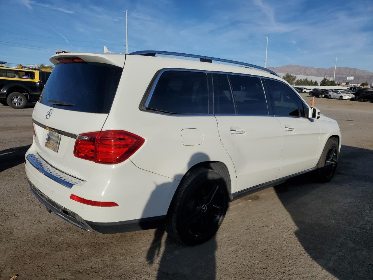 VIN 4JGDF7CE4DA235142 2013 MERCEDES-BENZ GL-CLASS no.3