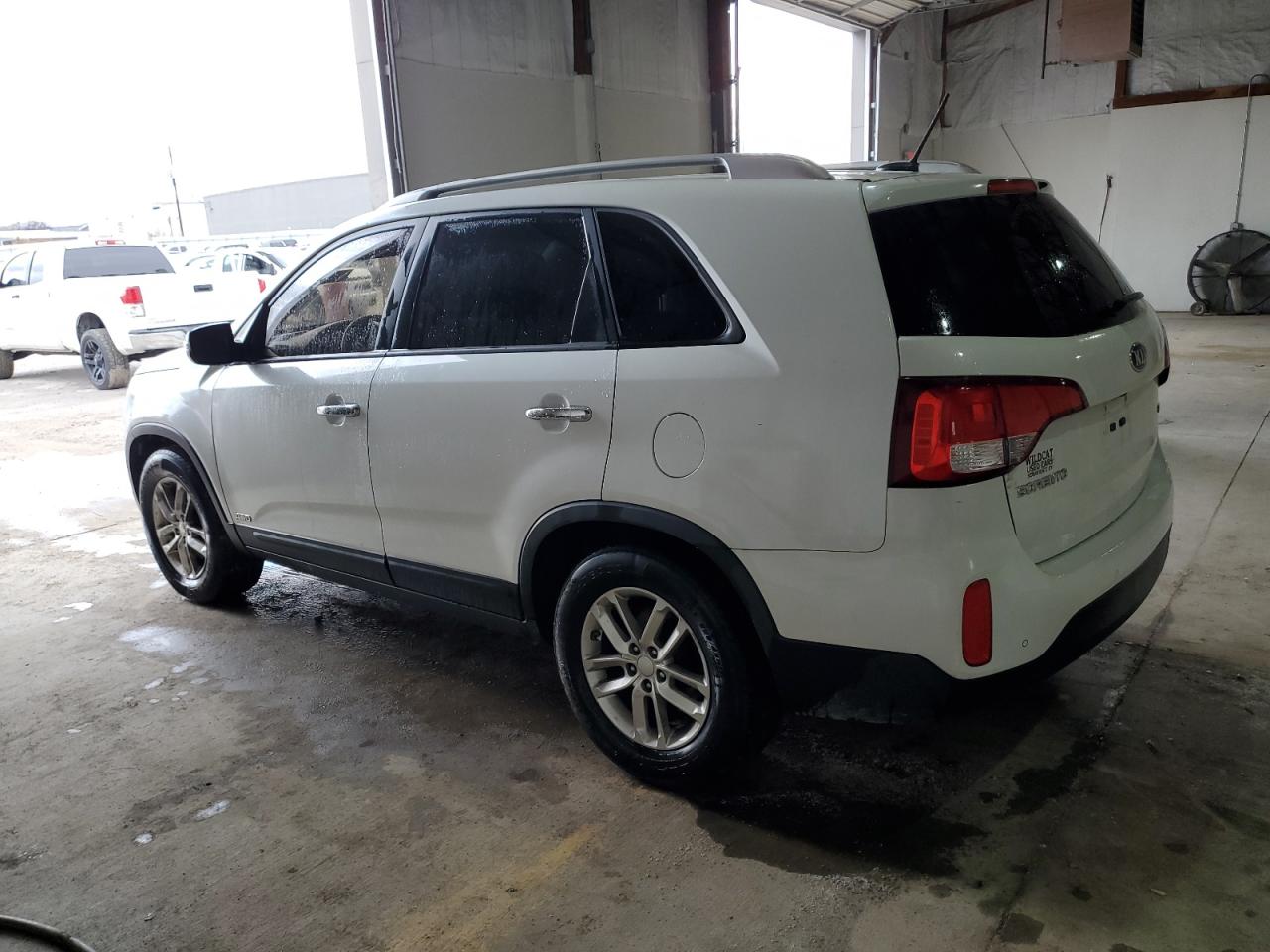 2015 Kia Sorento Lx VIN: 5XYKTCA64FG572177 Lot: 76175733