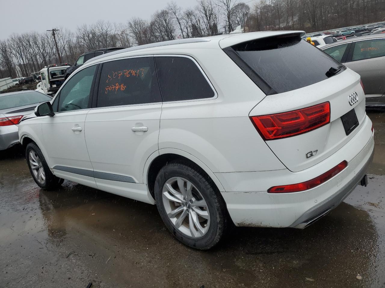 WA1LHAF7XJD037920 2018 Audi Q7 Premium Plus