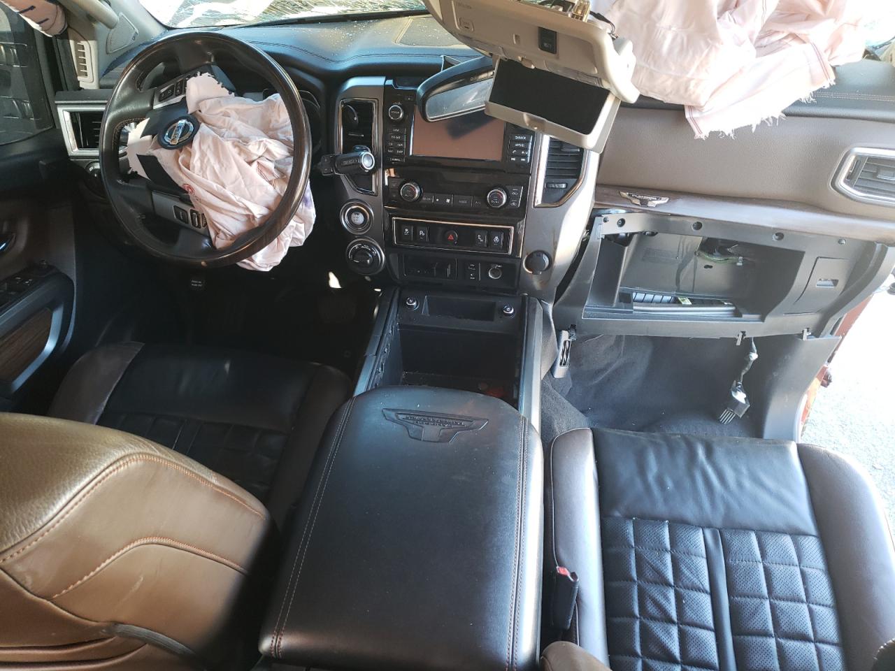 2017 Nissan Titan - Image 8